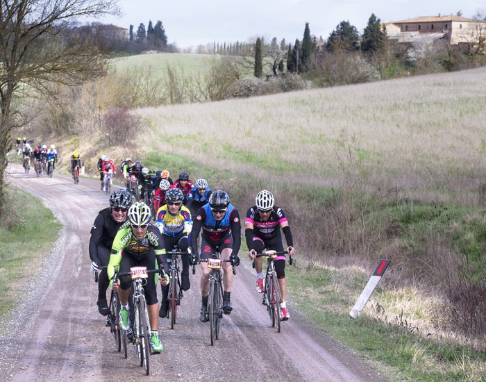 Pelotons on the way of the 2016 Gran Fondo Strade Bianche By Trek from Siena's Fortezza Medicea to Siena's Piazza del Campo, Italy, 6 March 2016. ANSA/CLAUDIO PERI